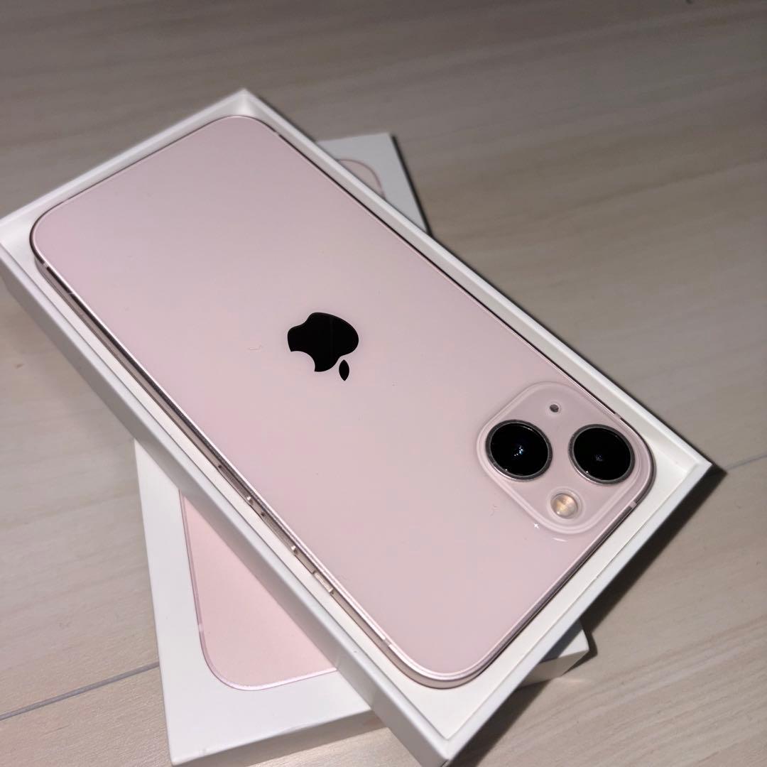 あいちゃん　　iPhone13 128GB ピンク