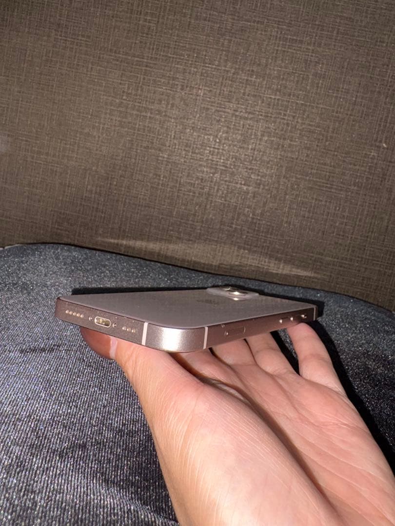 あいちゃん　　iPhone13 128GB ピンク