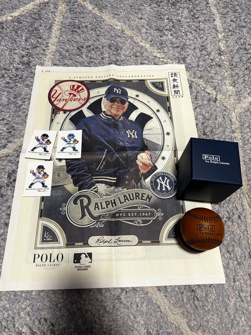 【非売品•新品】ラルフローレンMLBコラボ記念レザーボール、ステッカー、新聞