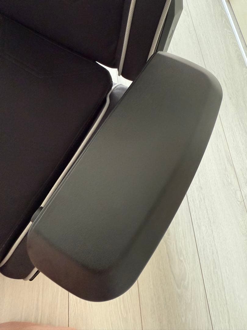 バウヒュッテ ゲーミング座椅子GX-571-BK