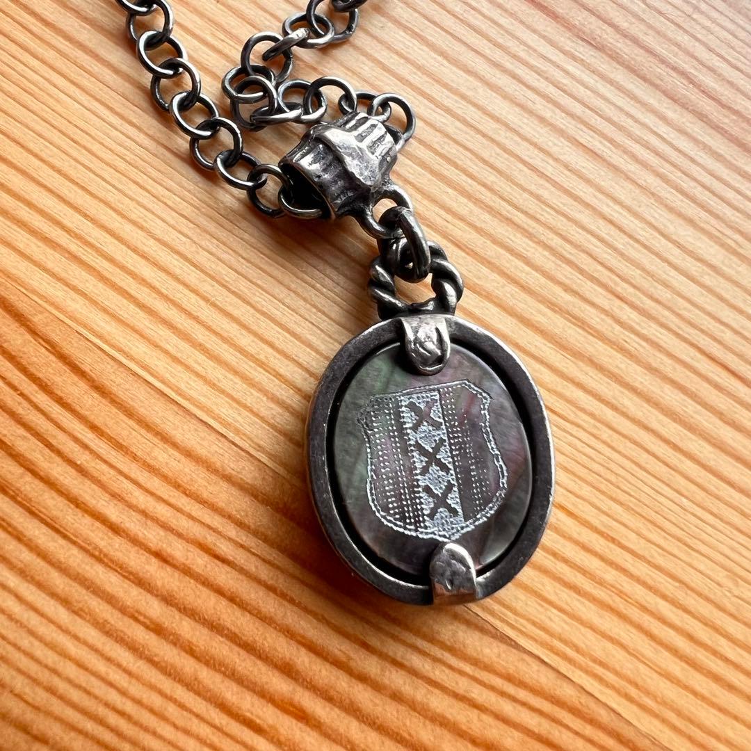 美品 GEM KINGDOM ネックレス シェル ハンドチェーン