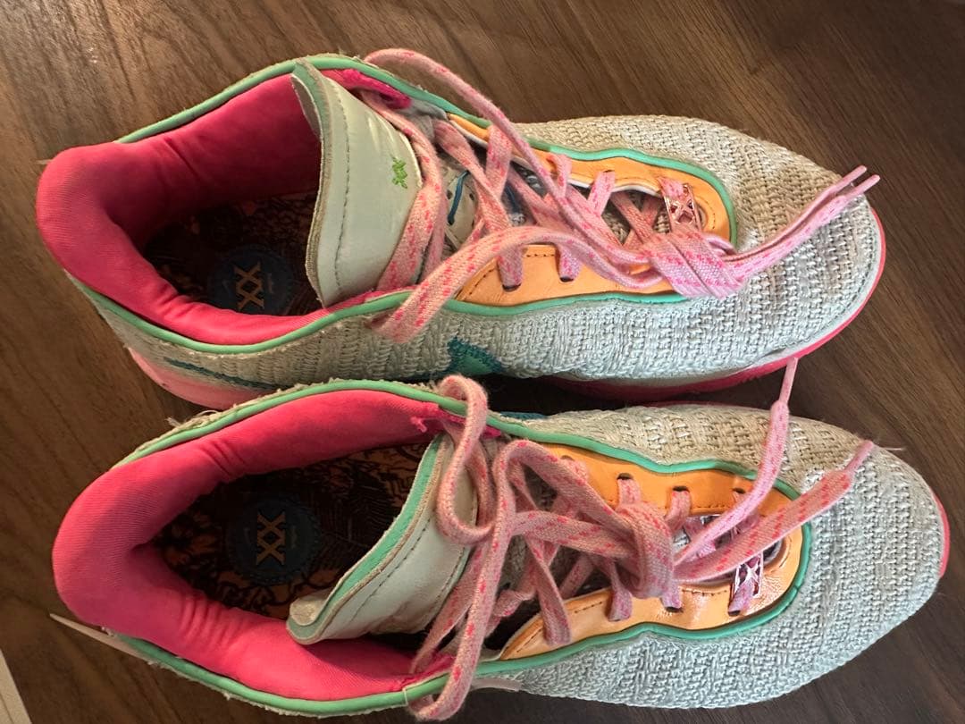 レブロン20タイムマシーンバッシュピンク