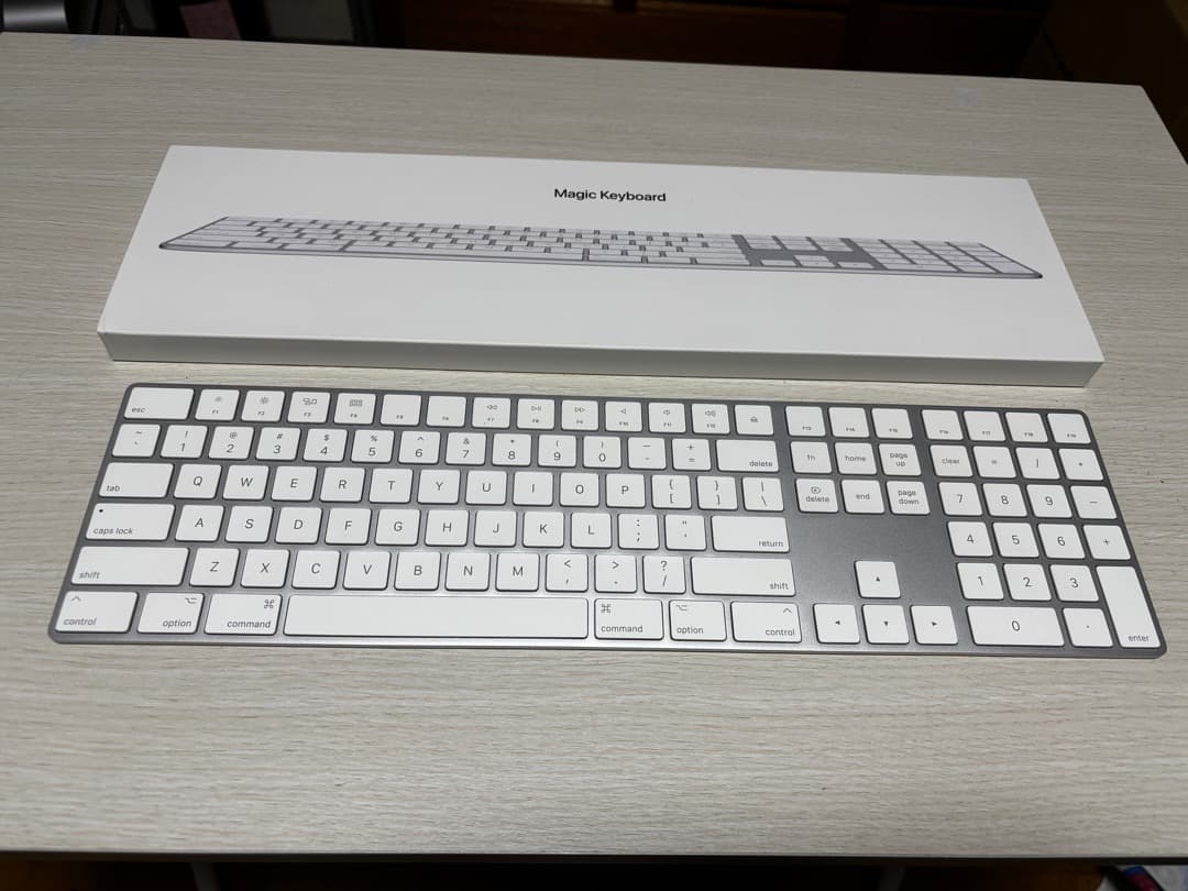 iMac Retina 5K 27インチ (Mid 2017)　メモリ：64GB