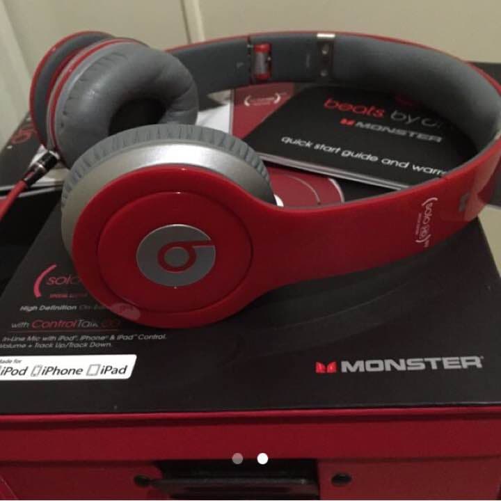 ヘッドホン Beats Solo HD