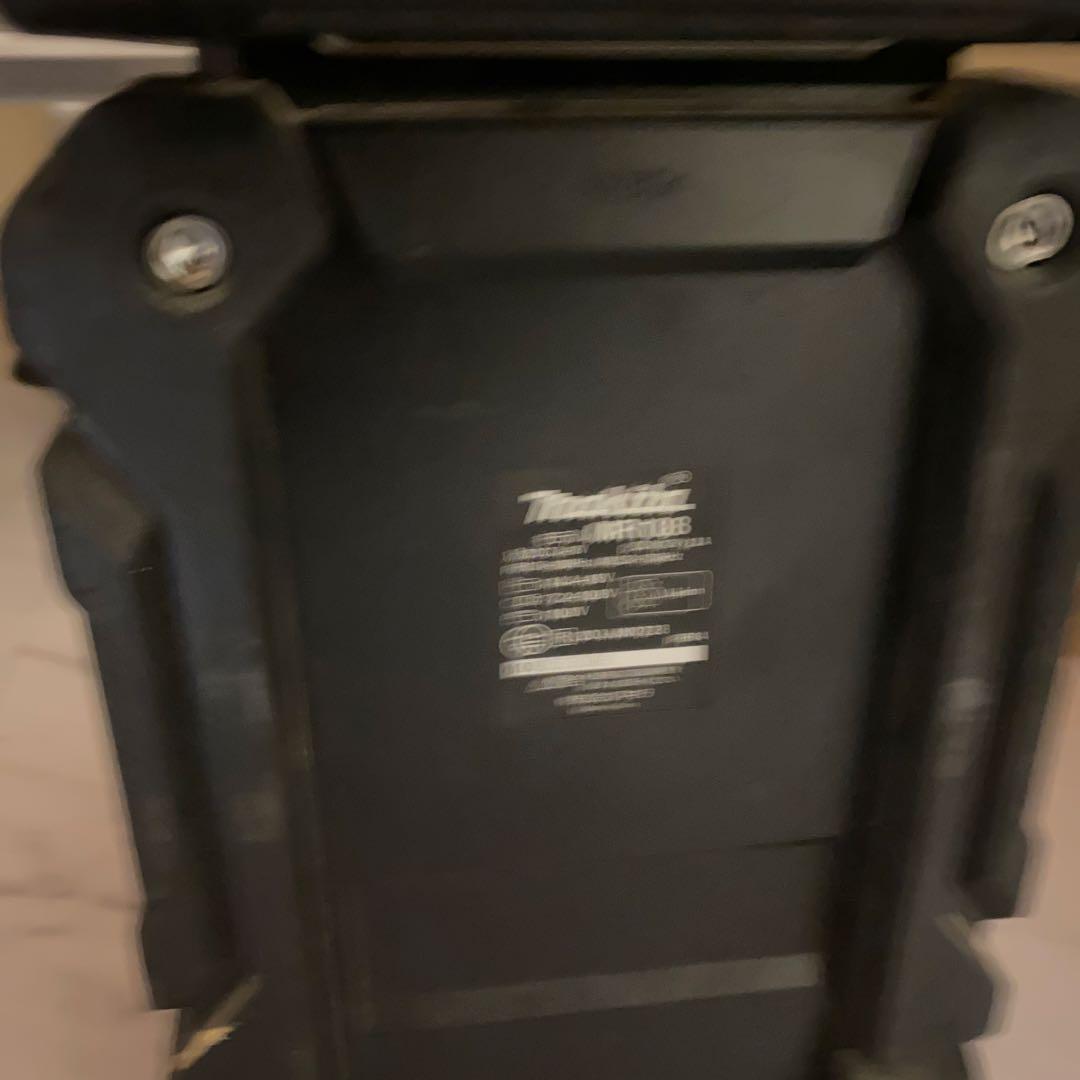 Makita MR108 Bluetooth ポータブルラジオ