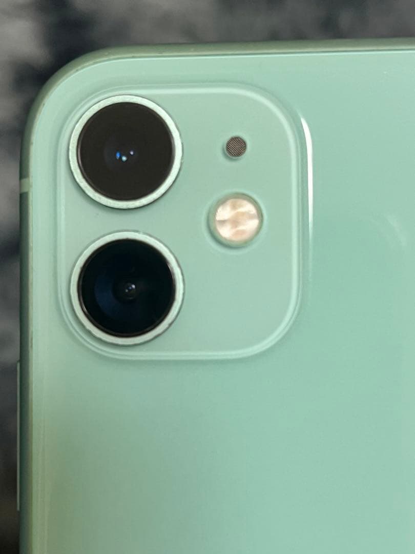 【美品】Apple iPhone 11 ミントグリーン 本体 SIMフリー