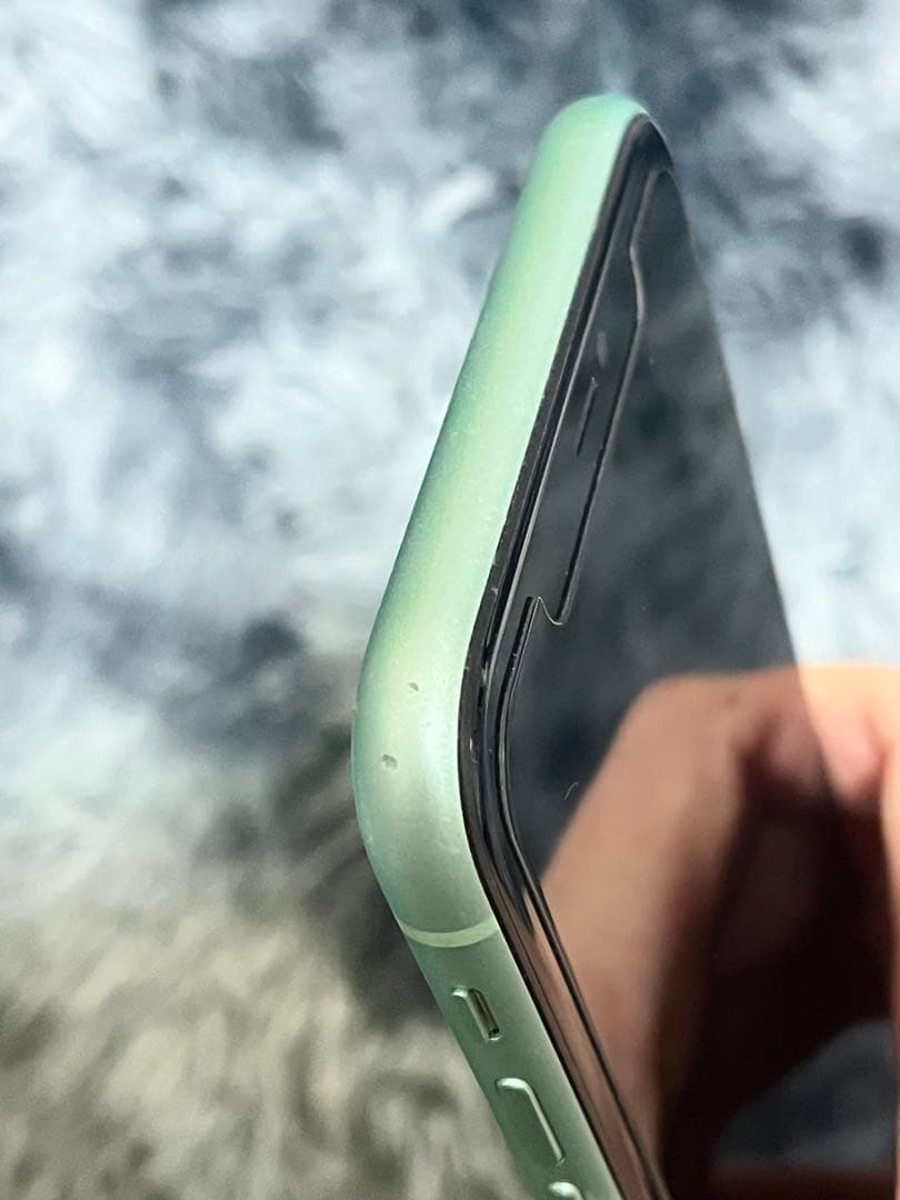 【美品】Apple iPhone 11 ミントグリーン 本体 SIMフリー