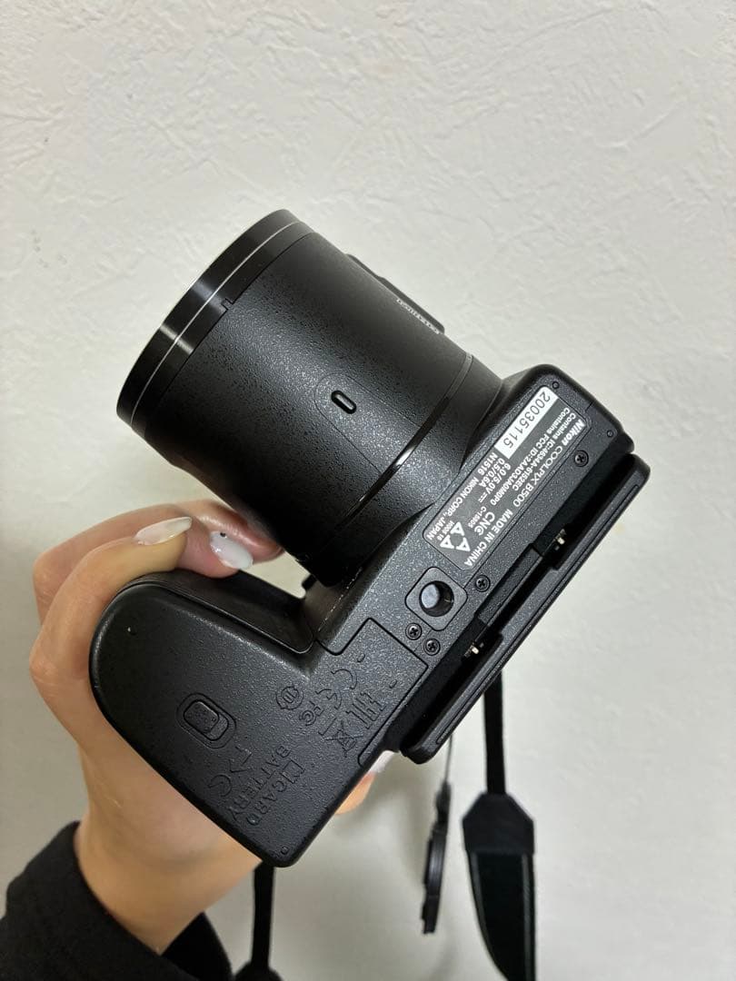 Nikon COOLPIX B500 カメラ　カバー付き
