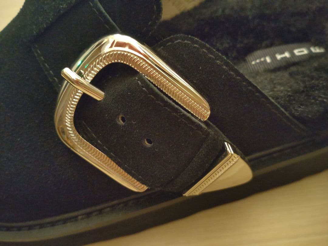 ✨新品未使用タグ付✨✨MOHI✨ スエード ビッグベルトサンダル ブラック 37