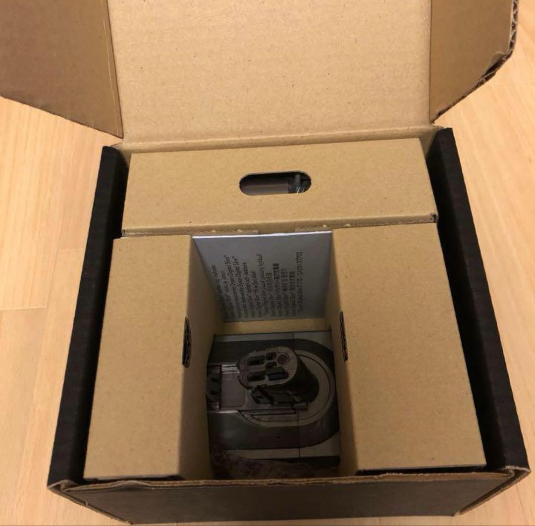 新品 Dysonダイソン デジタルスリム SV18 純正バッテリー&充電器