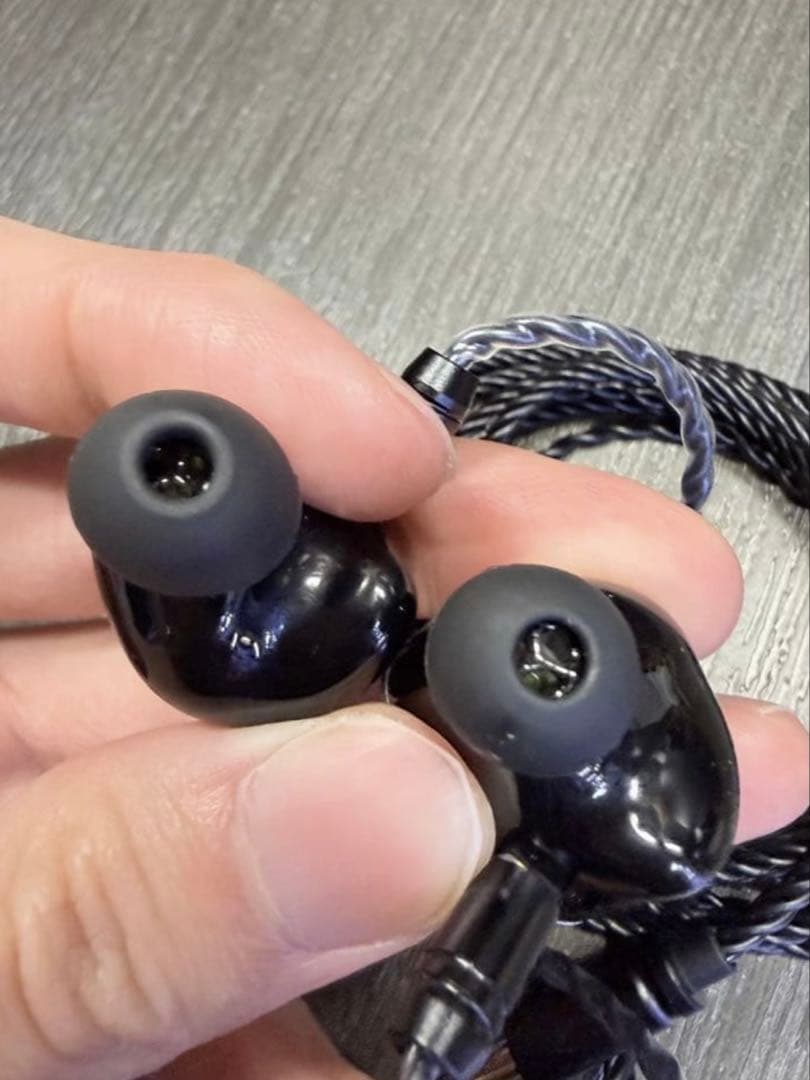 イヤホン Kiwi Ears Etude