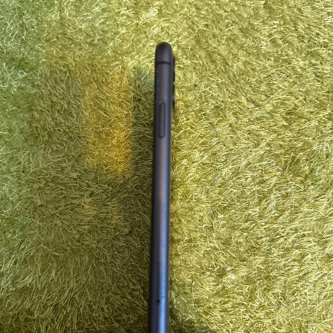 【動作確認済み】iPhone 11 ブラック 本体＋adidasスマホケース