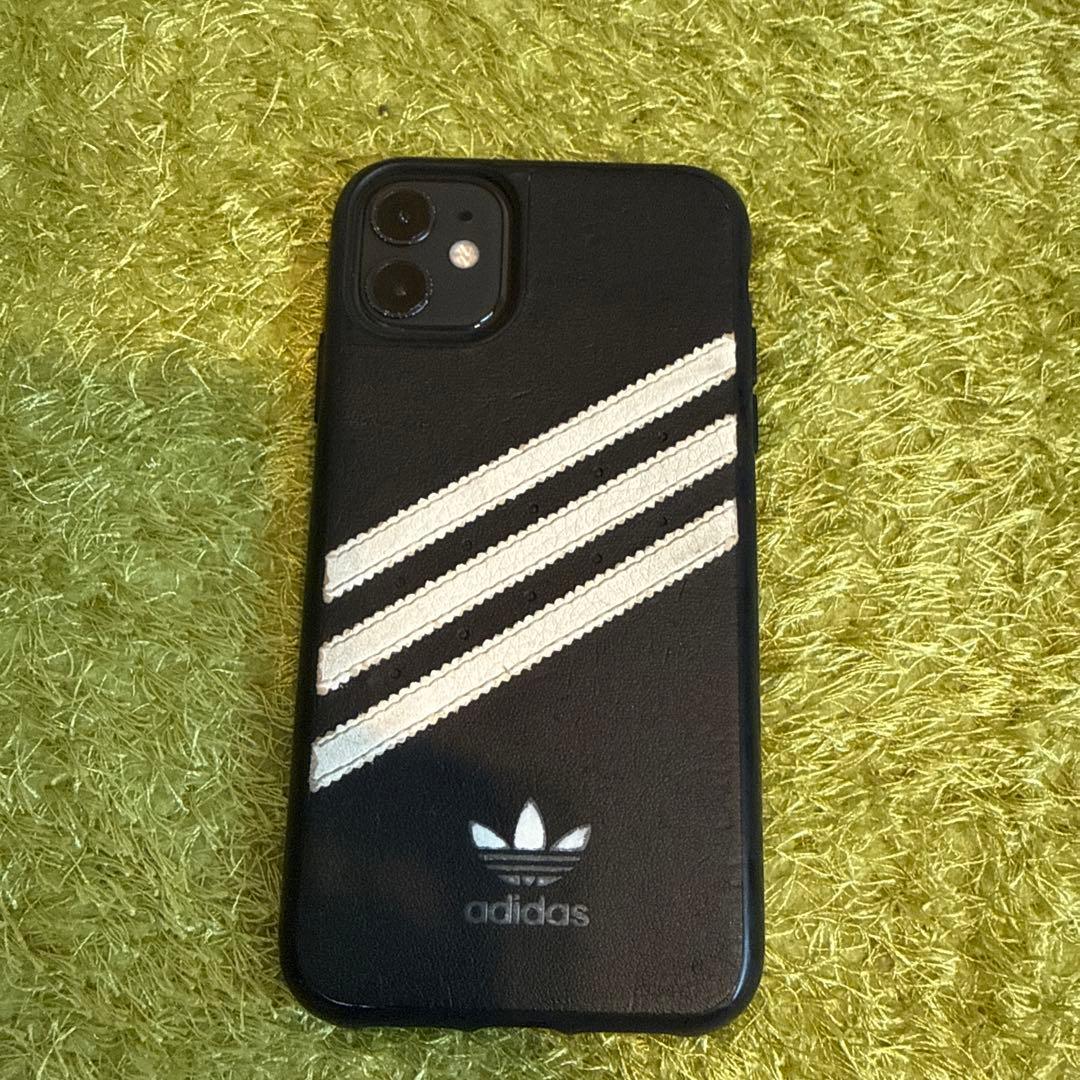 【動作確認済み】iPhone 11 ブラック 本体＋adidasスマホケース