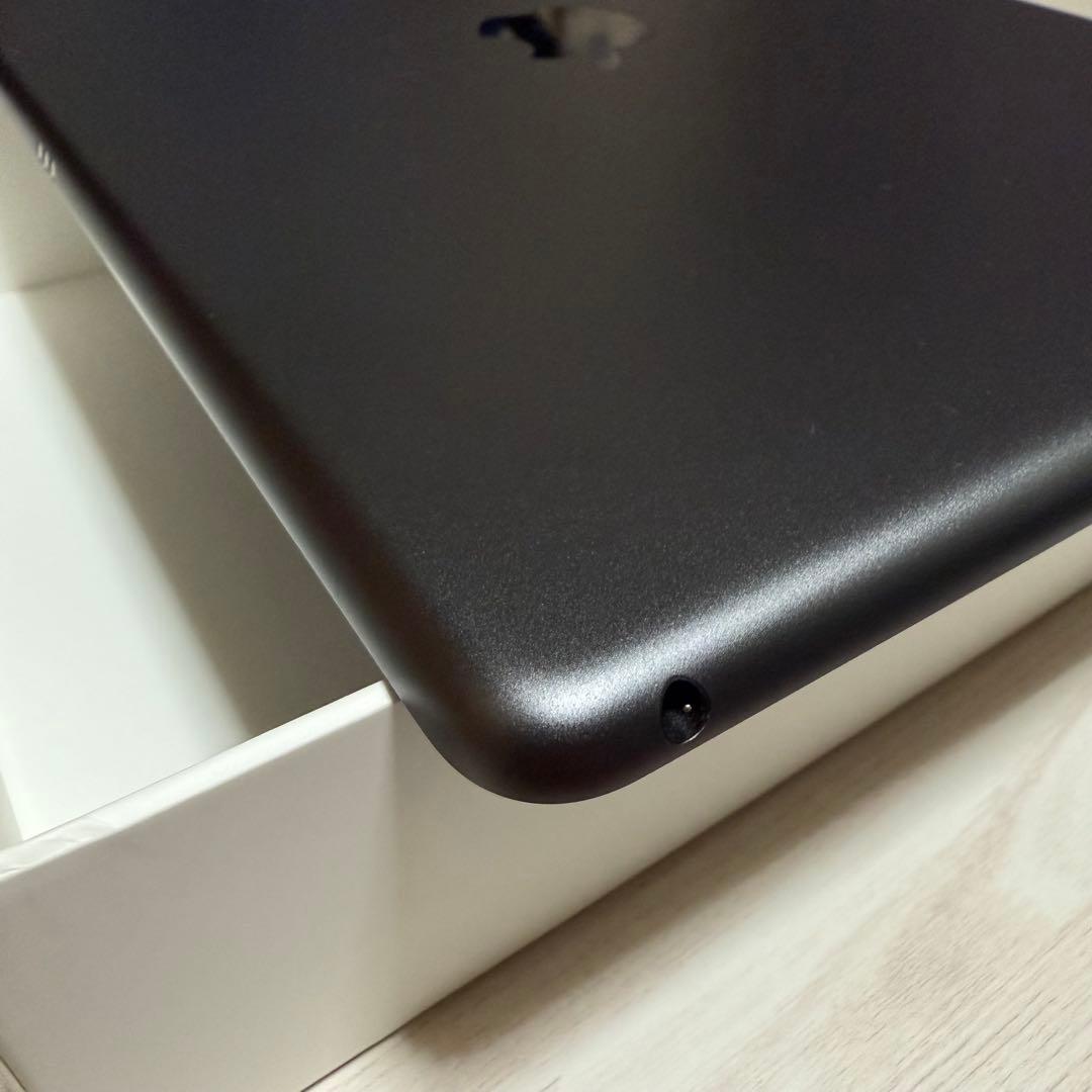 iPad 第9世代 スペースグレー 62GB