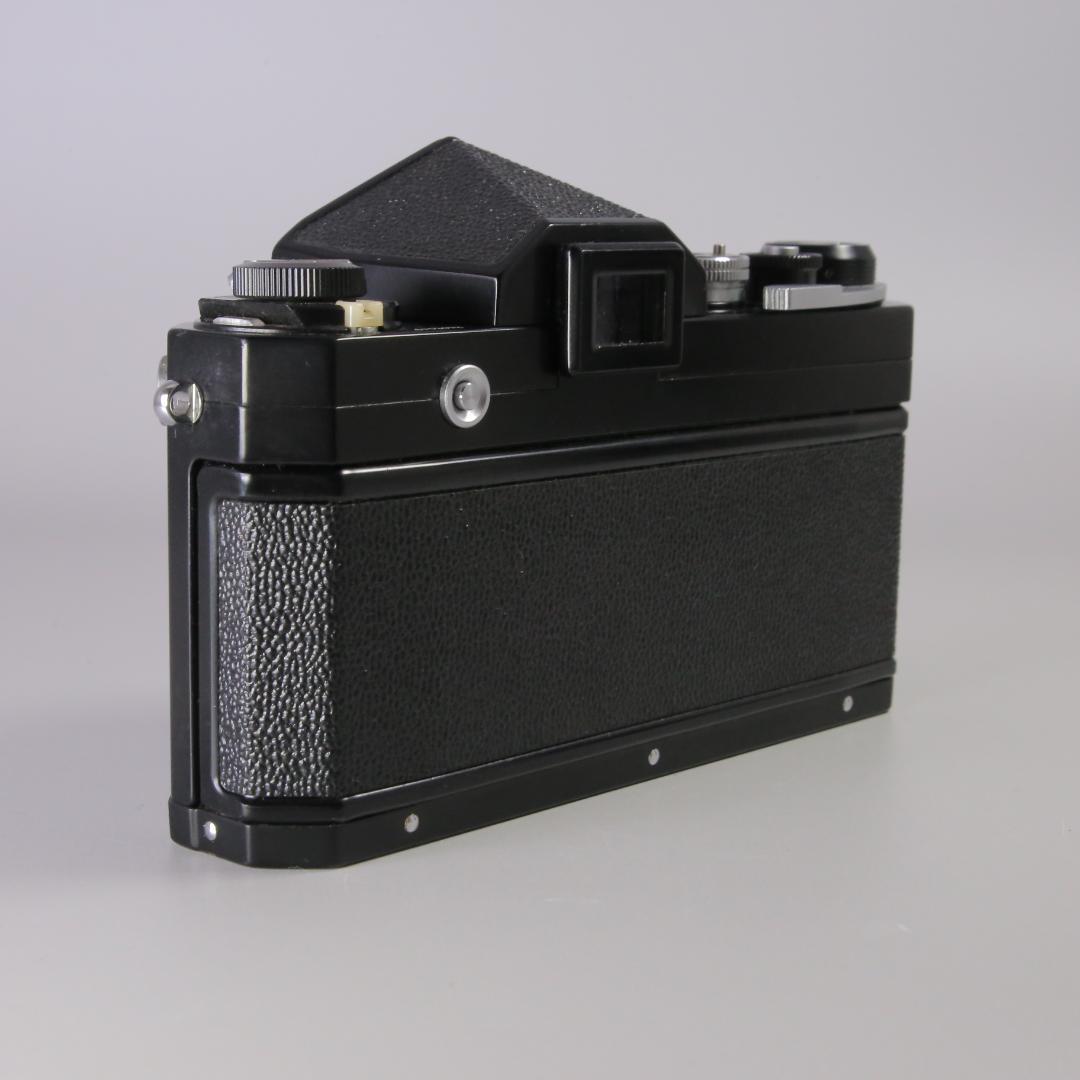 ☆美品☆完全動作　ニコンFブラック　アイレベル　レザーケース＃186