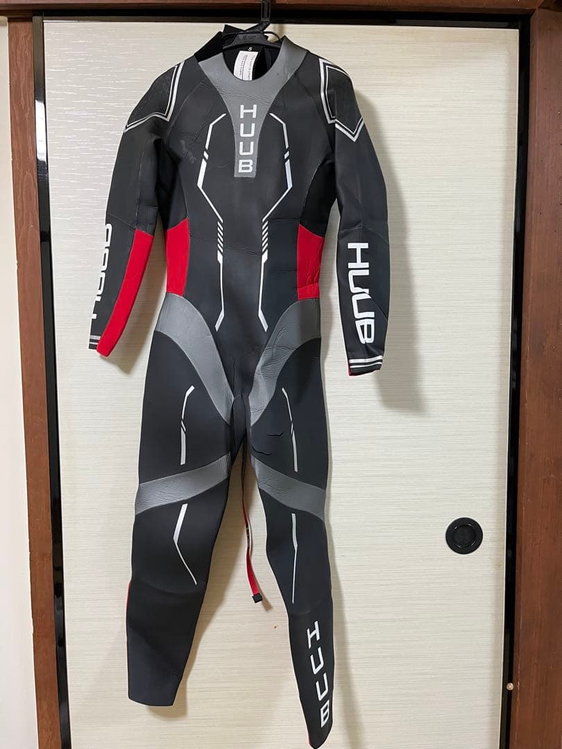 HUUB トライアスロン　フルウェットスーツ グレー/レッド