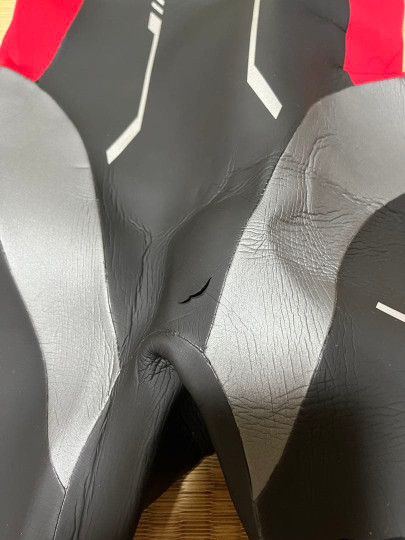 HUUB トライアスロン　フルウェットスーツ グレー/レッド