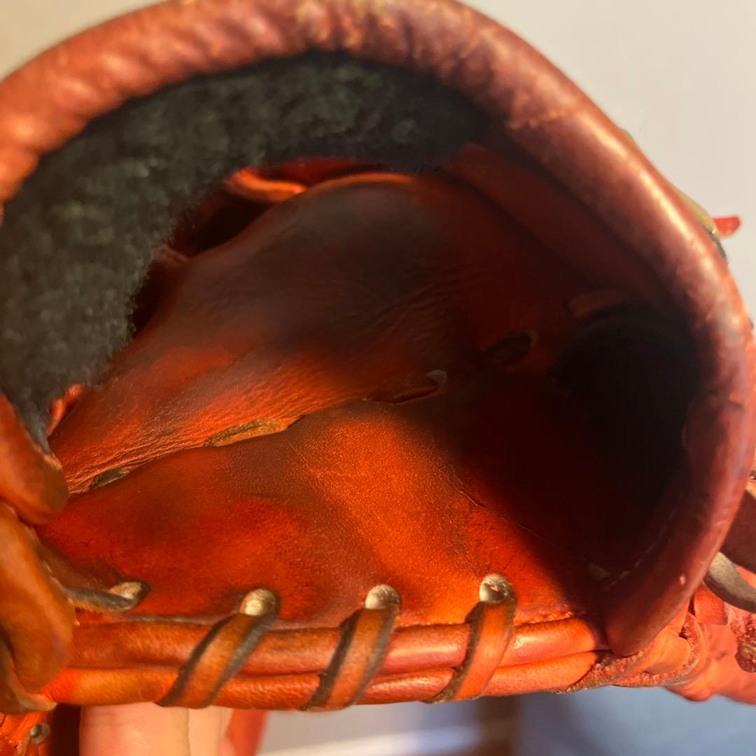 硬式ピッチャー用グローブ