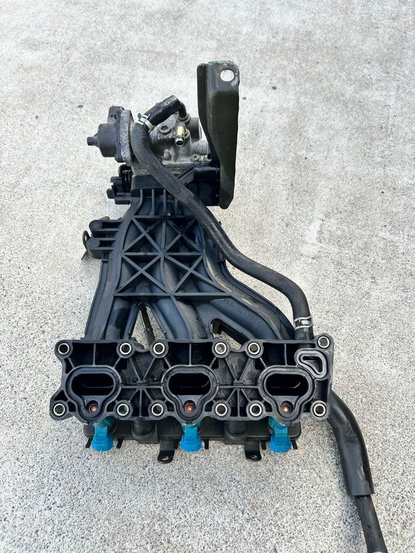 専用品　キャリー　DA63T インテークマニホールド スロットルボディー