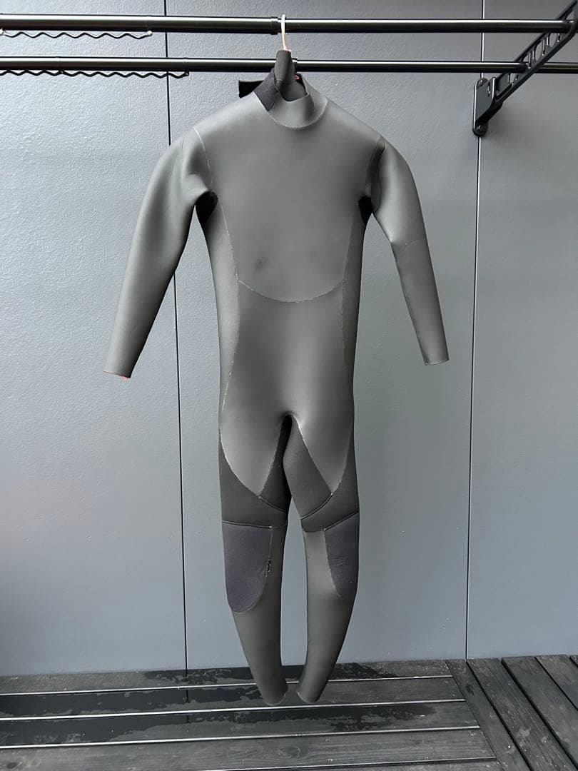 ウエットスーツ　セミドライ