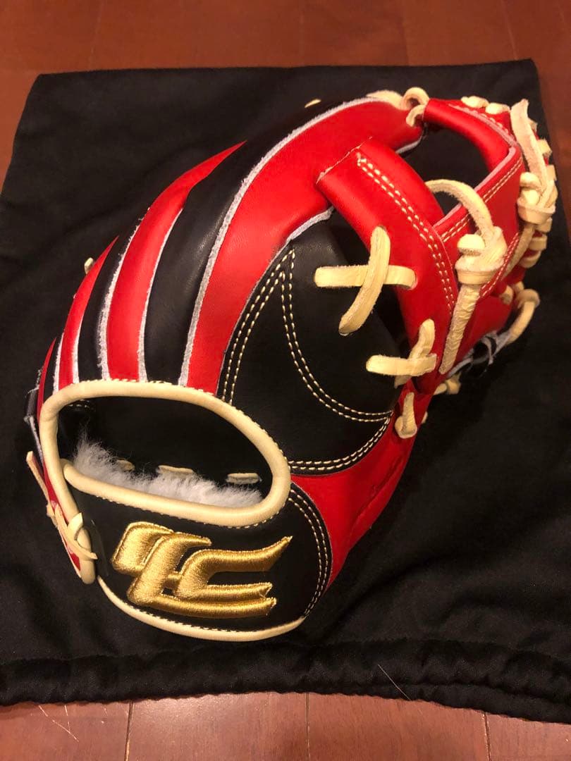 ヤバイ硬式グローブ