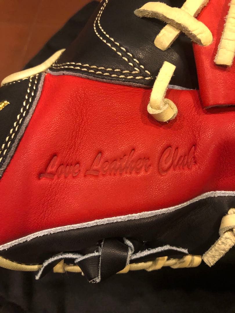 ヤバイ硬式グローブ