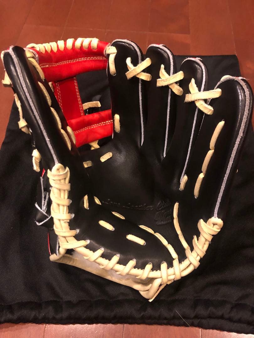 ヤバイ硬式グローブ
