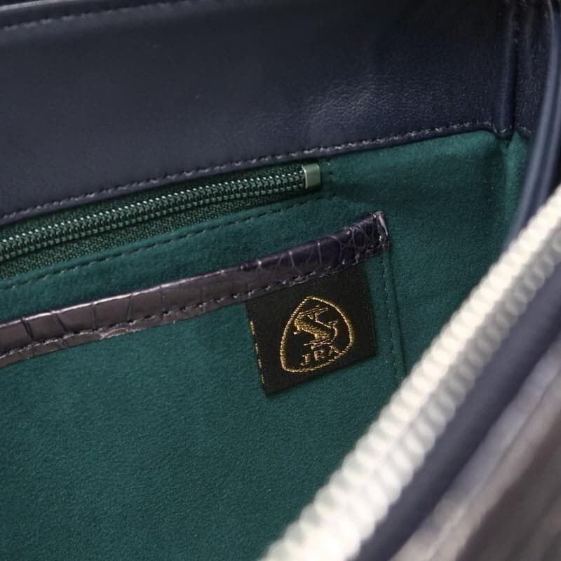 JRAタグ付 LORBEER マットクロコ　センター取り　ハンドバッグ