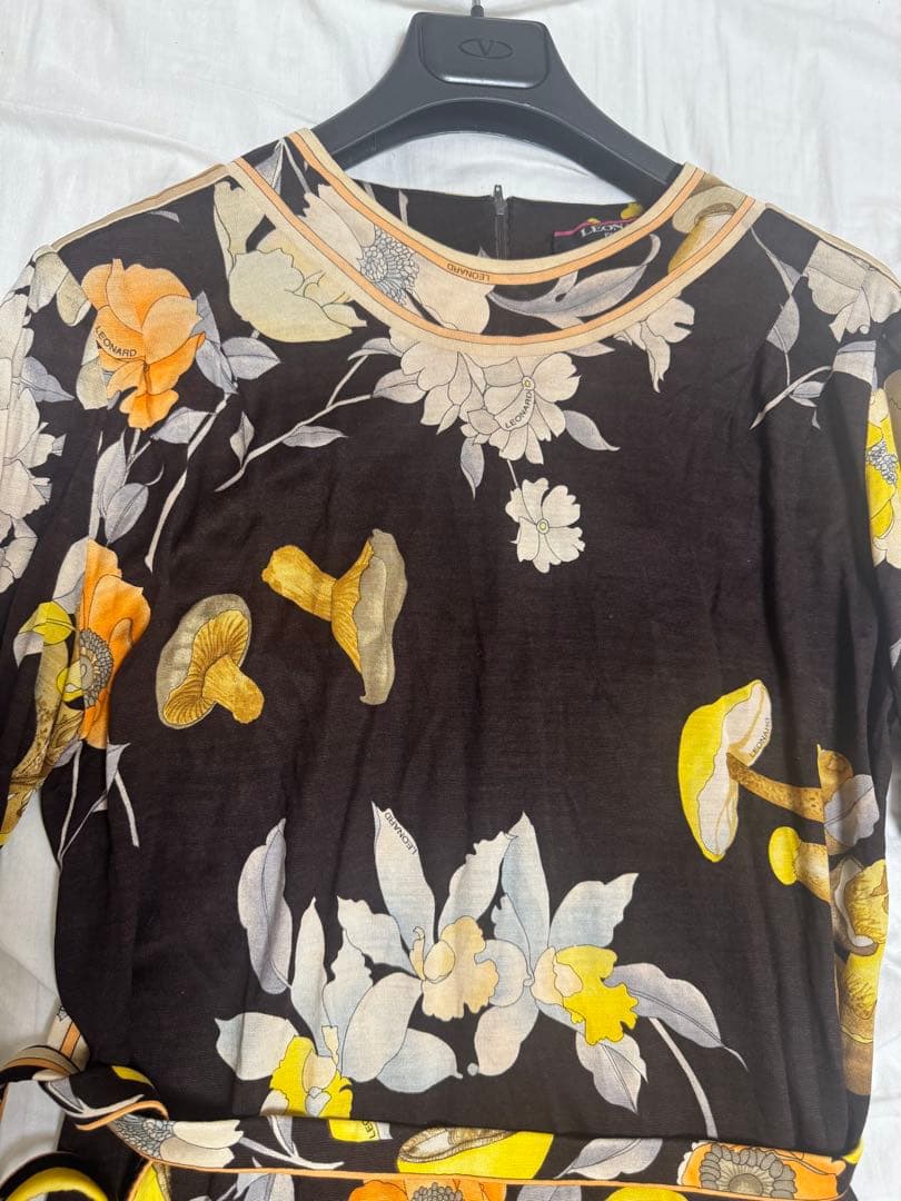 LEONARD 花柄長袖ワンピース 膝丈 茶 美品