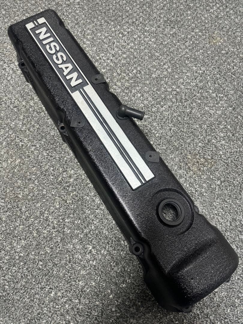 激レア！ニッサン L型エンジン樹脂ヘットカバー タペットカバー軽量化に！！