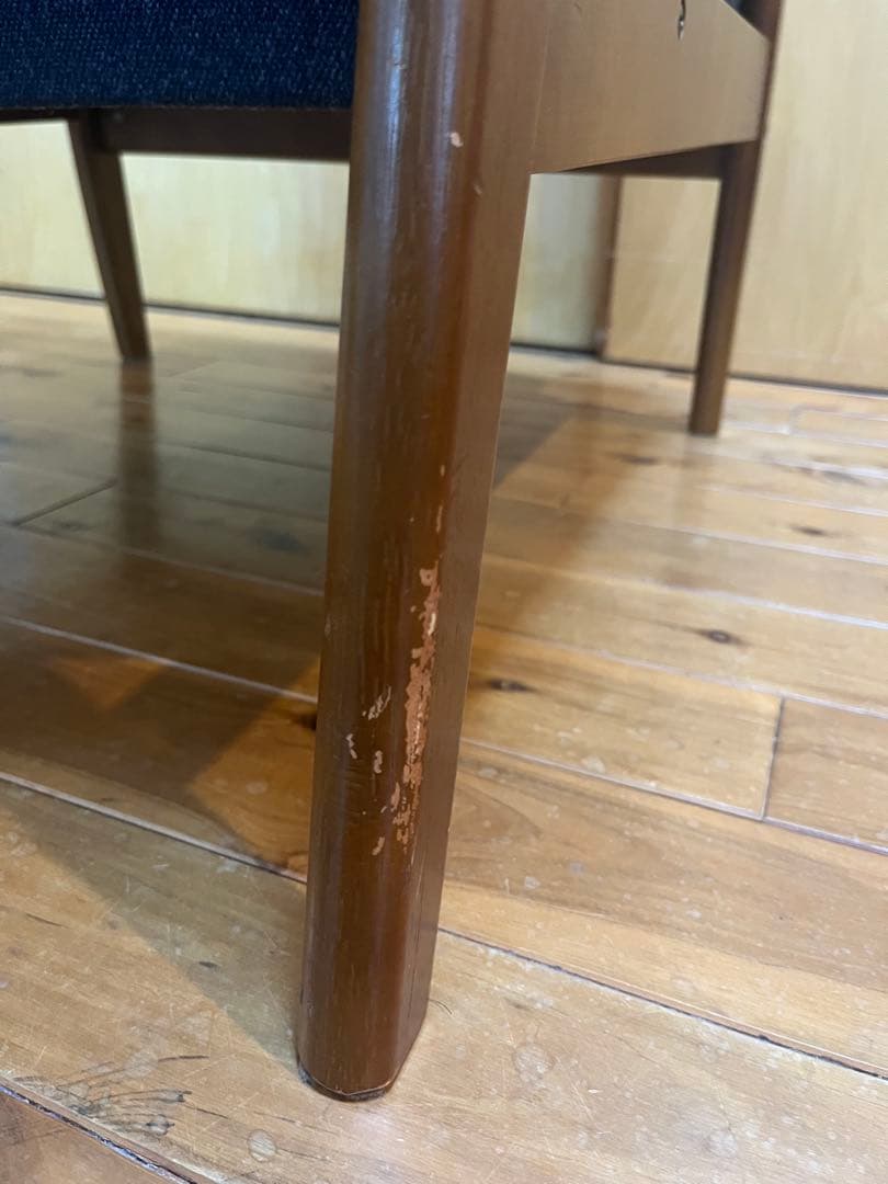 u*1様 カリモク60 Kチェア 1シーター タープブルー 難あり