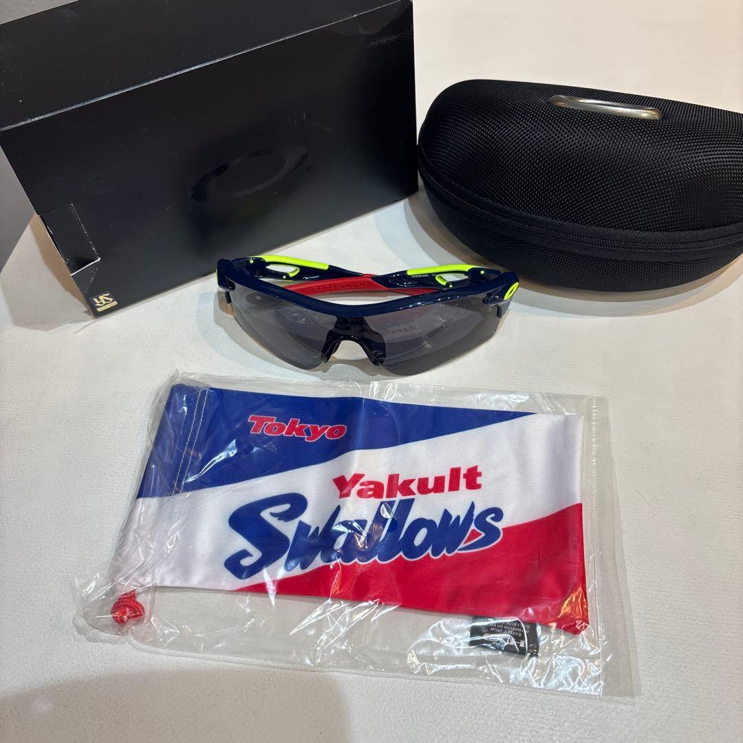 OAKLEY RADER LOCK PATH ヤクルトスワローズ　限定モデル