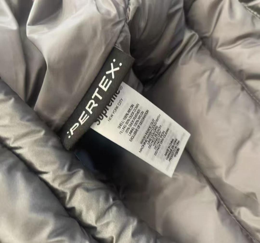 Supreme グレー ダウンジャケット フード付き M