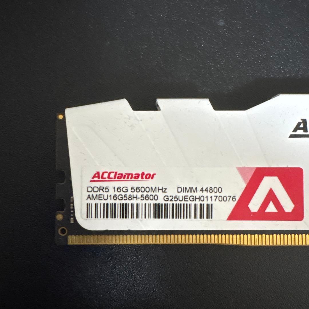ACClamator DDR5 32G（16GB×2）5600MHz メモリー