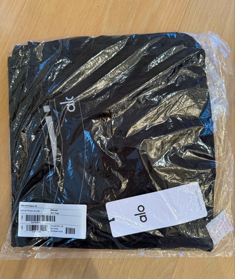 【alo】新品未使用タグ付きSuit Up Trouser(Long) XS