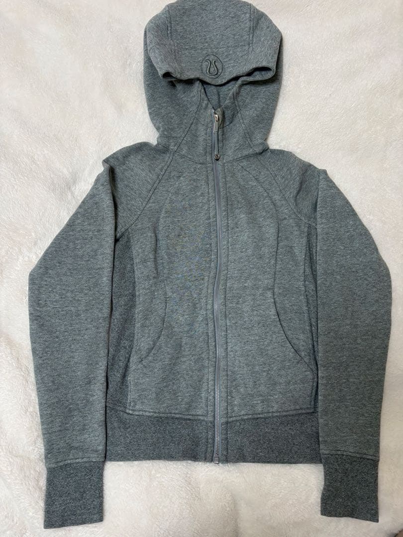 ルルレモン　スキューバフーディ　2サイズ　薄いブルー　超美品