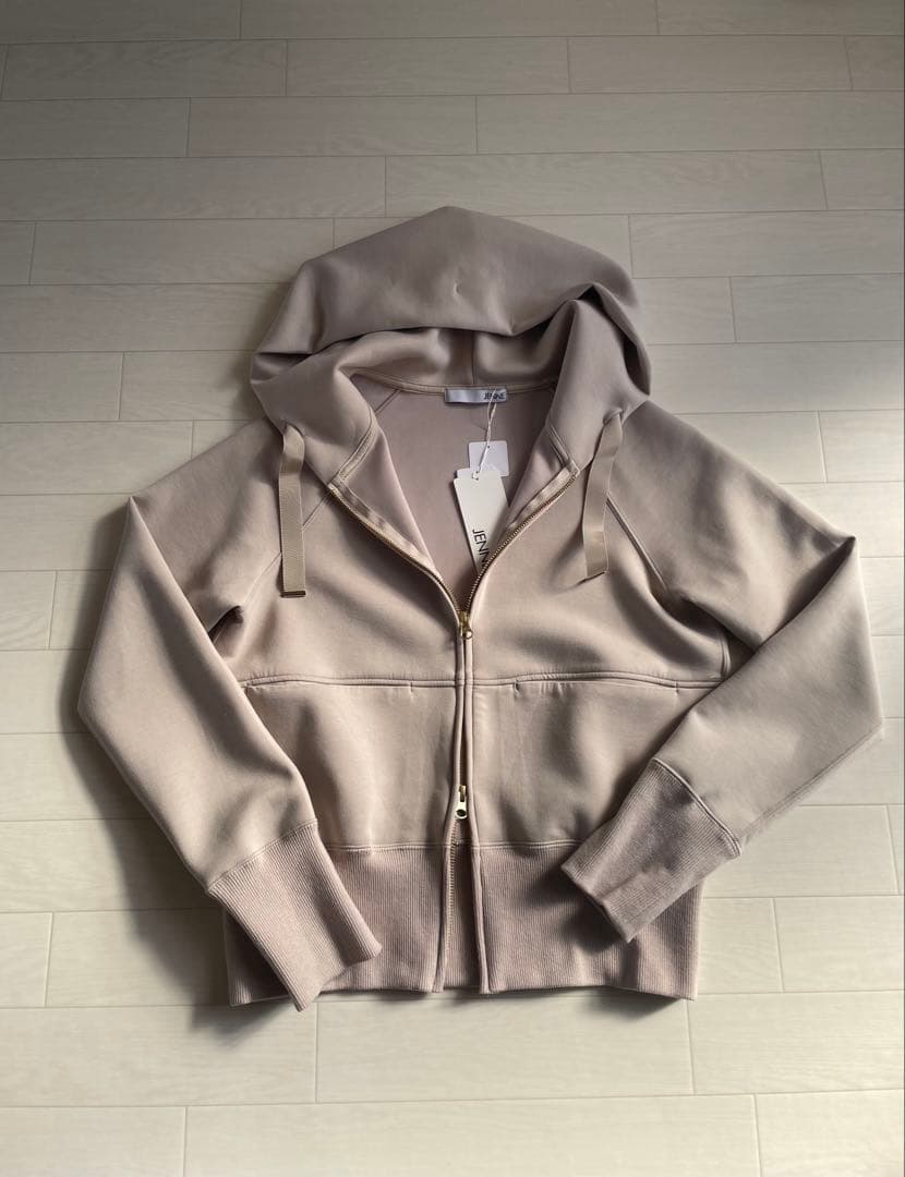 新品JENNE☆日本製美ラインパーカー モカL☆ジェンヌ