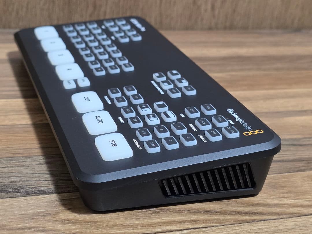 分配器・切替器 ATEM Mini Pro