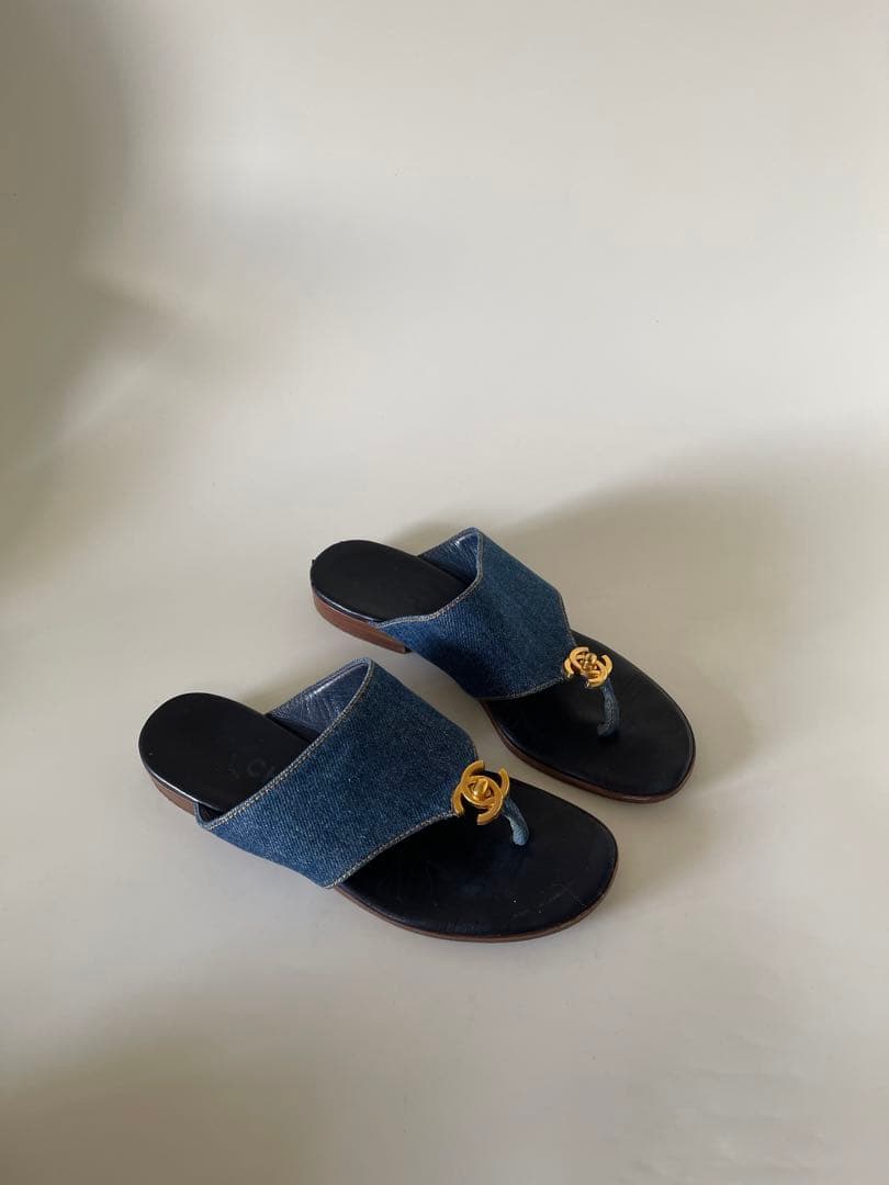 chanelシャネルデニム トングサンダル ゴールドロゴ