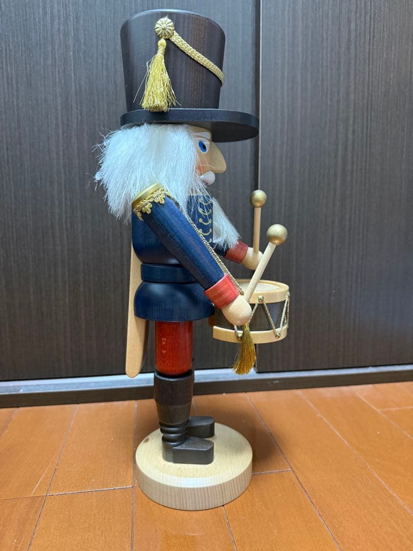 クリスチャンウルビリヒト　くるみ割り人形　青ドラマー