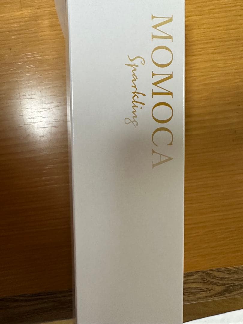 桃香　スパーリングワイン　国産　MOMOCA Sparkling