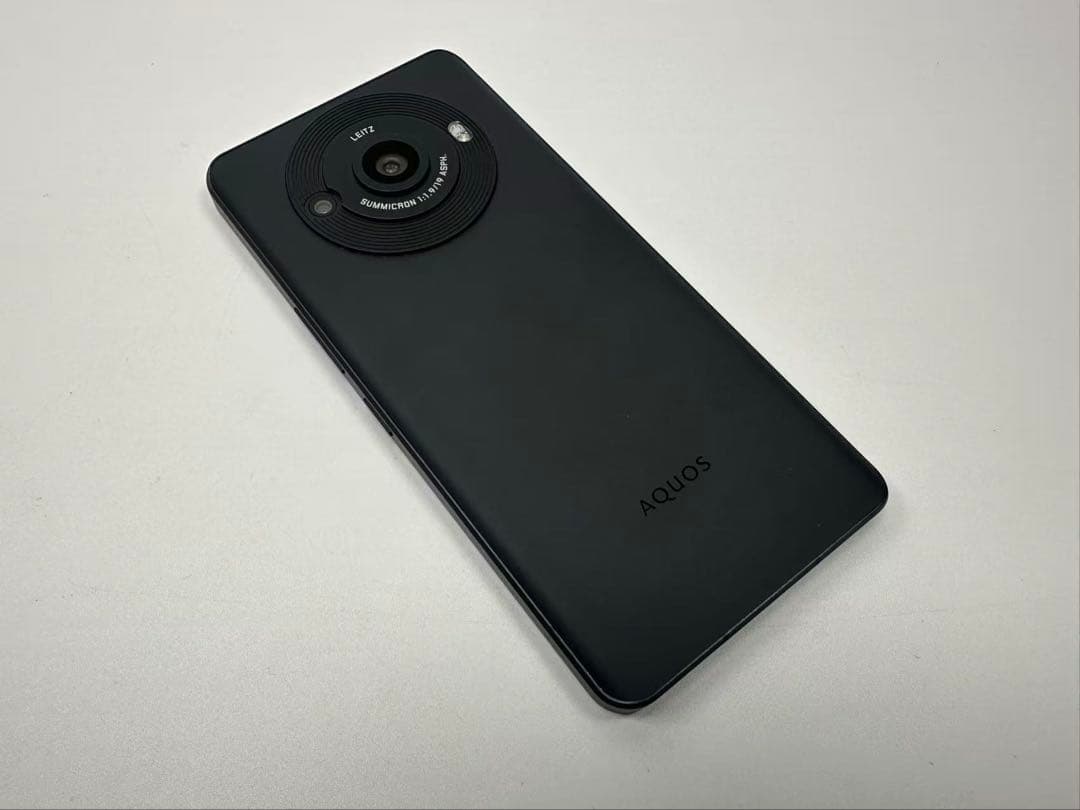 美品 Aquos R8 pro SoftBank 256gb