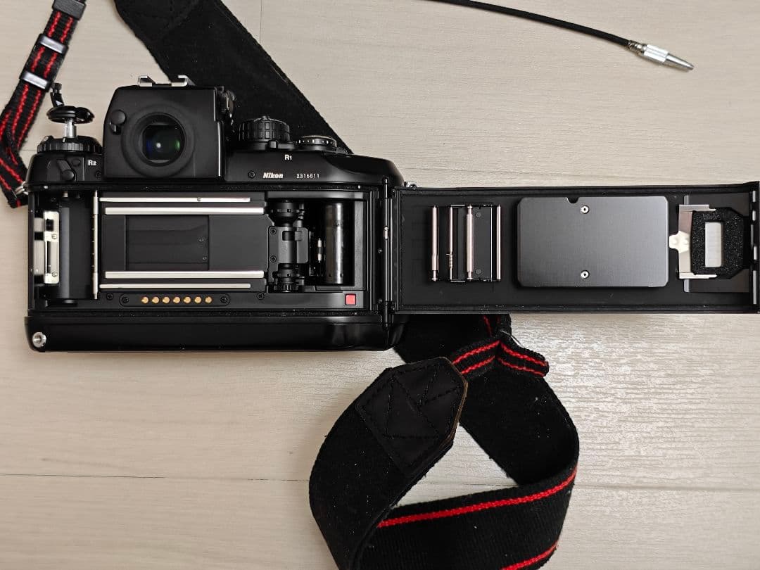 Nikon F4 完動品