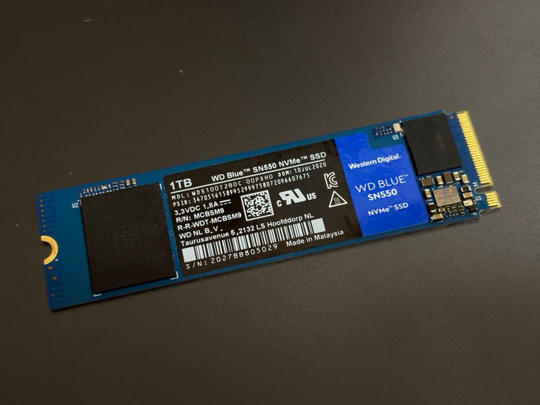 内蔵型SSD WD Blue SN550 1TB NVMe M.2 SSD