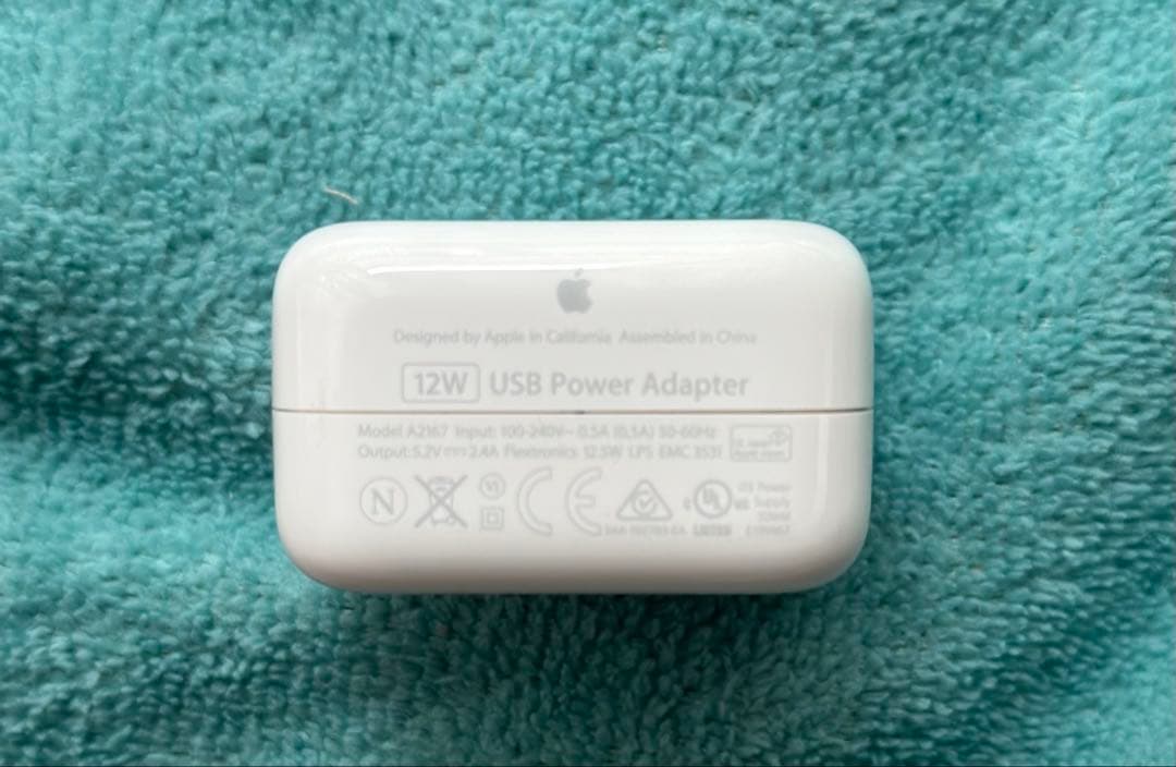 Apple＊iPad mini4 第4世代(128GB)Wi-Fi シルバー