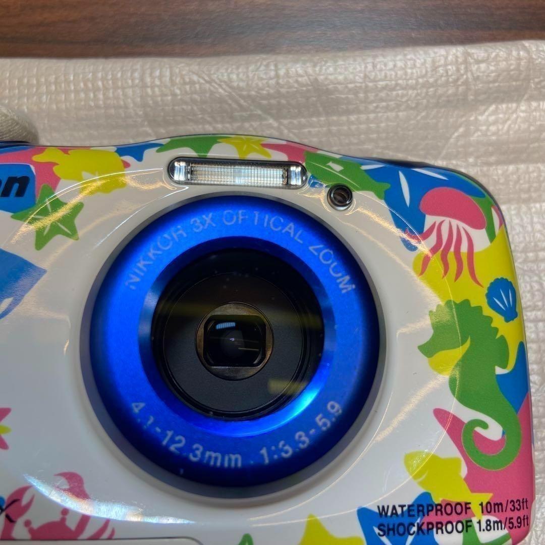 Nikon coolpix W100 デジカメ 2717