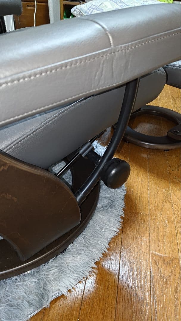 ニトリ バーソナルチェアKE01本革5年保証 取りに来れる方 新潟市