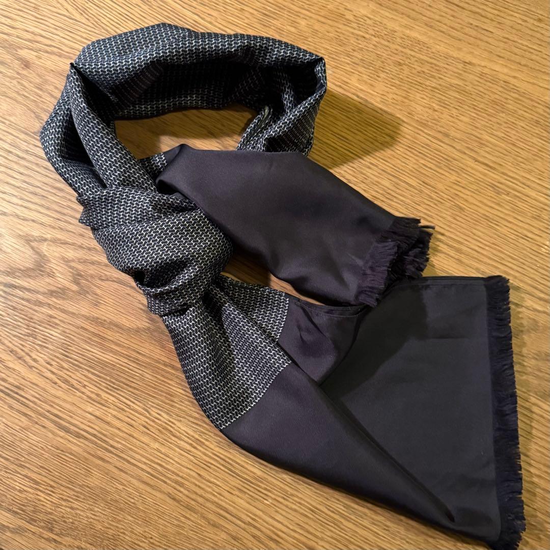 【美品】エルメス　HERMES シルク ストール ネイビー　グレー フリンジ付き
