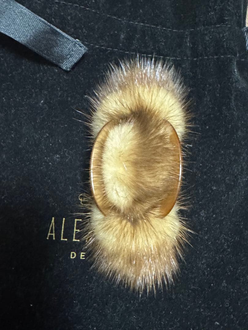美品 【アレクサルドルドゥパリ 】ブラウン ヘアクリップ ミンクファー付き