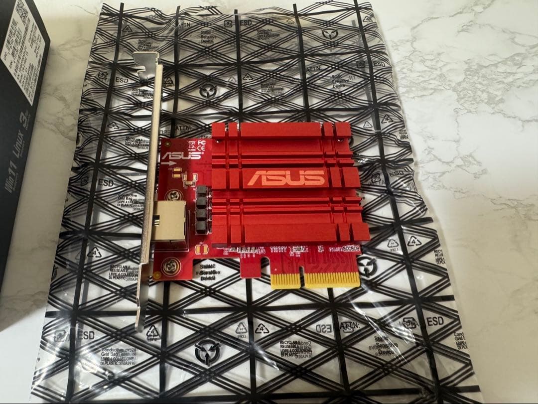 ASUS XG-C100C V3 10-Gigabitネットワークアダプター